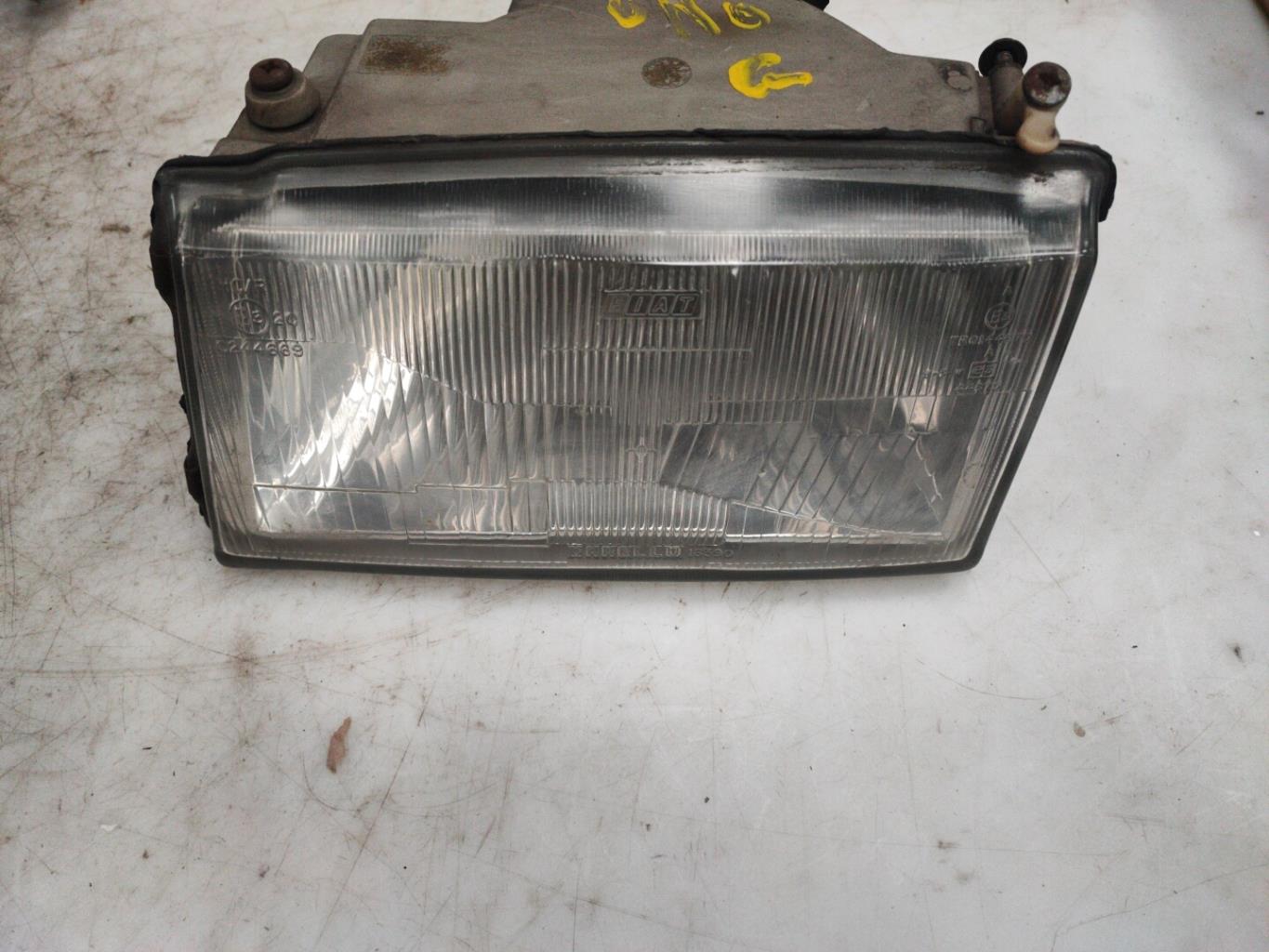 Gruppo ottico anteriore principale sinistro (luci)(faro) FIAT UNO PHASE 2 Diésel - 1