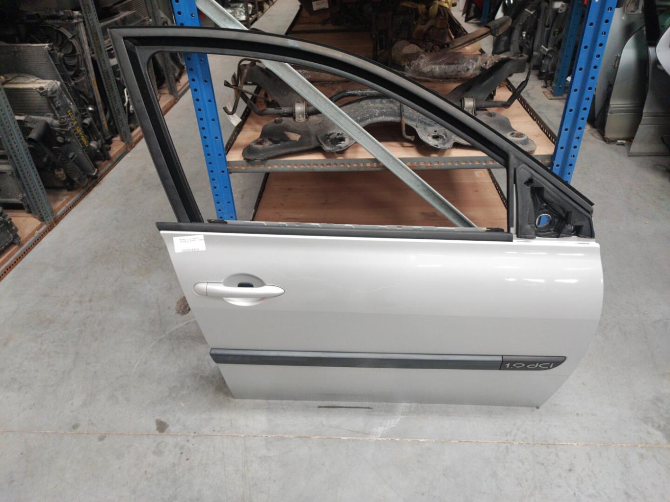Portiera anteriore destra RENAULT MEGANE 2 PHASE 1 BREAK Diésel - 1