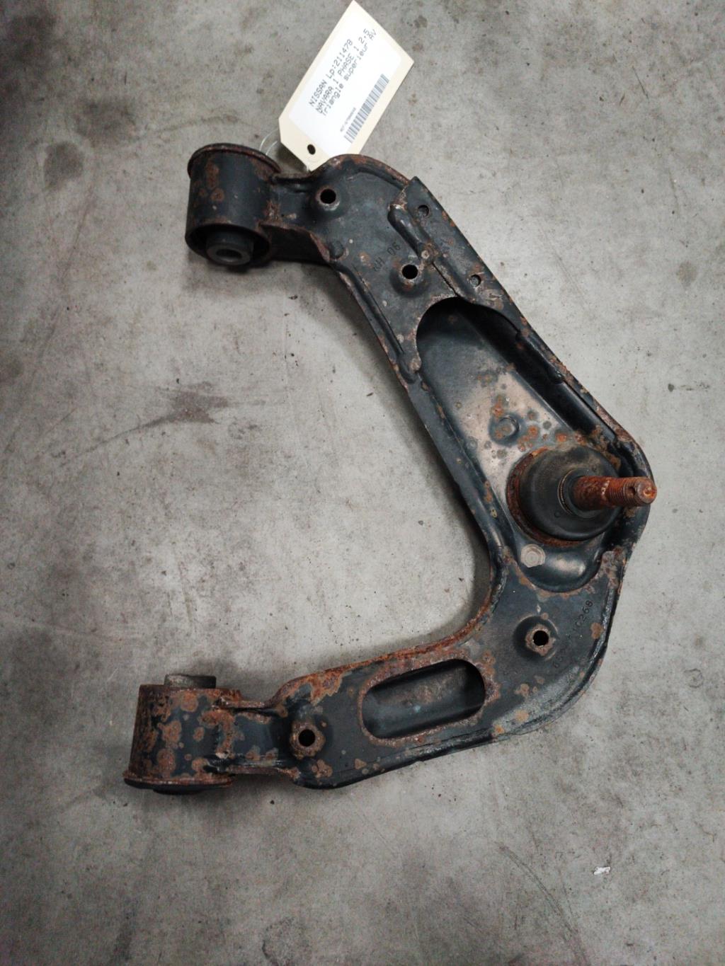 Triangolo superiore anteriore destro NISSAN NAVARA 1 PHASE 1 Diésel - 1