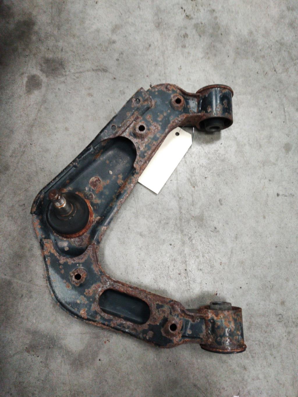 Triangolo superiore anteriore sinistro NISSAN NAVARA 1 PHASE 1 Diésel - 1