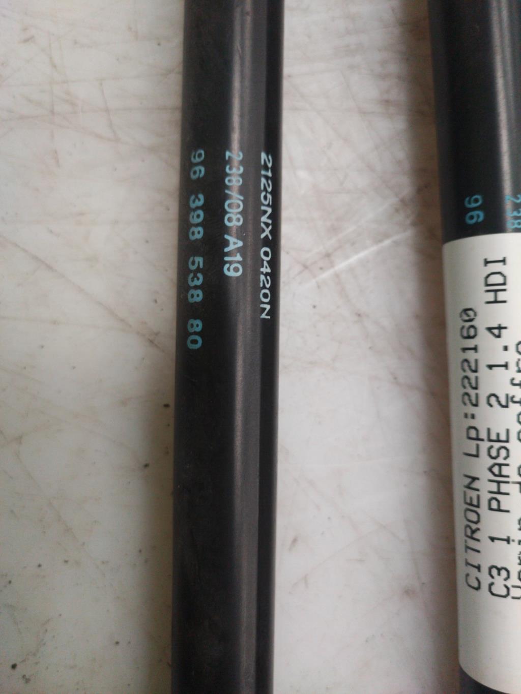 Verin de coffre CITROEN C3 1 PHASE 2  - 1