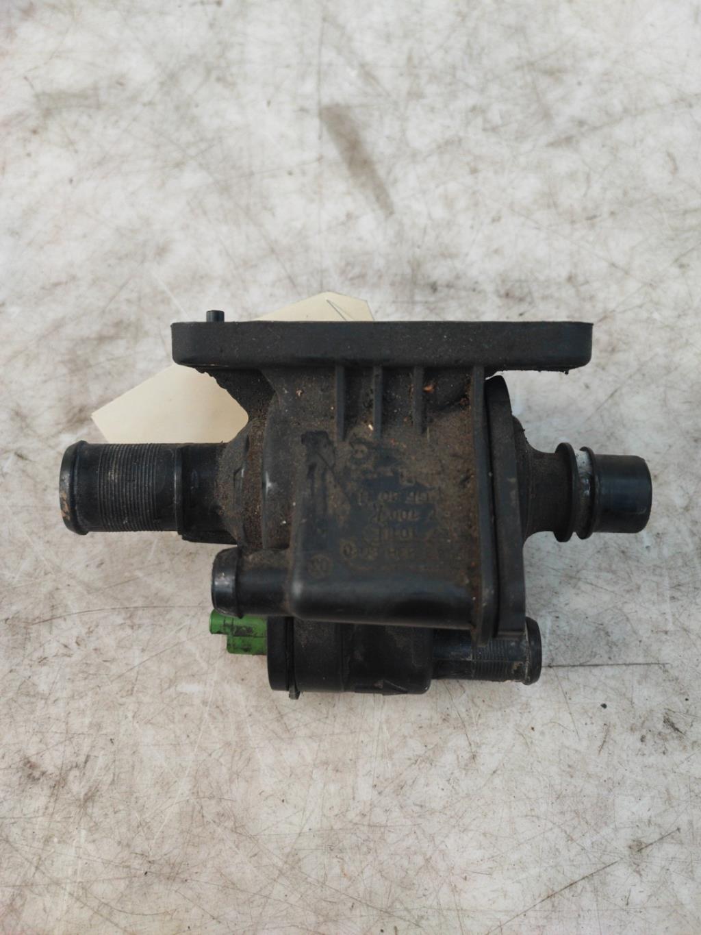 Boitier eau PEUGEOT 206 PHASE 1 Diesel - 1