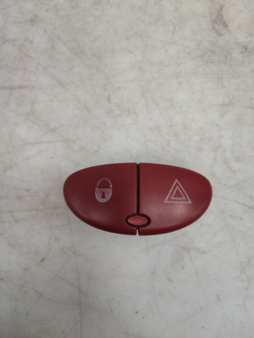 Bouton de warning PEUGEOT 206 PHASE 2 CABRIOLET Diesel - 1