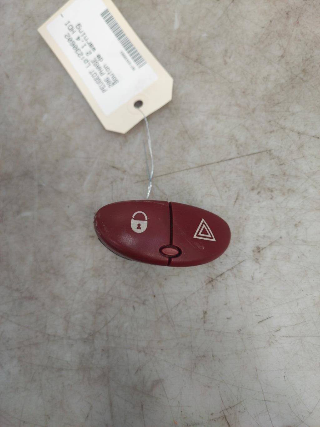 Bouton de warning PEUGEOT 206 PHASE 2 Diesel - 1