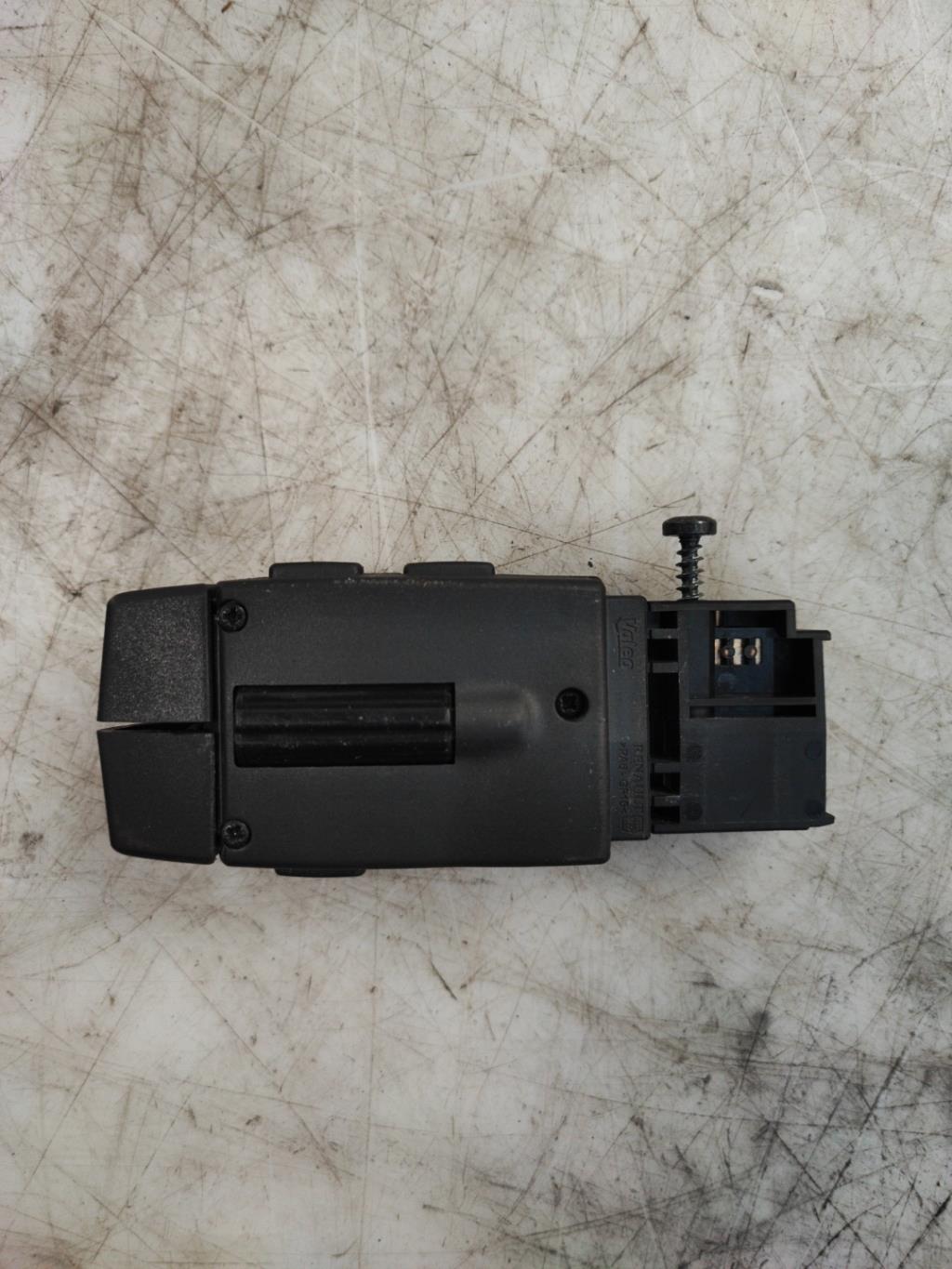 Commande autoradio DACIA DUSTER 1 PHASE 2 Diesel - 1
