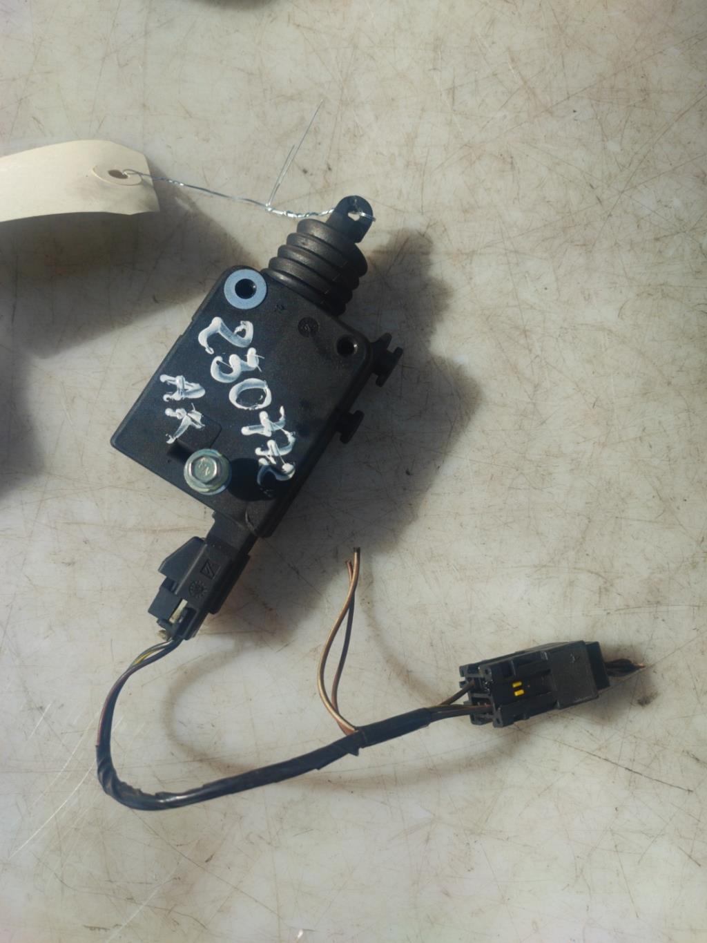 Chiusura centralizzata bagagliaio OPEL ASTRA G  - 1