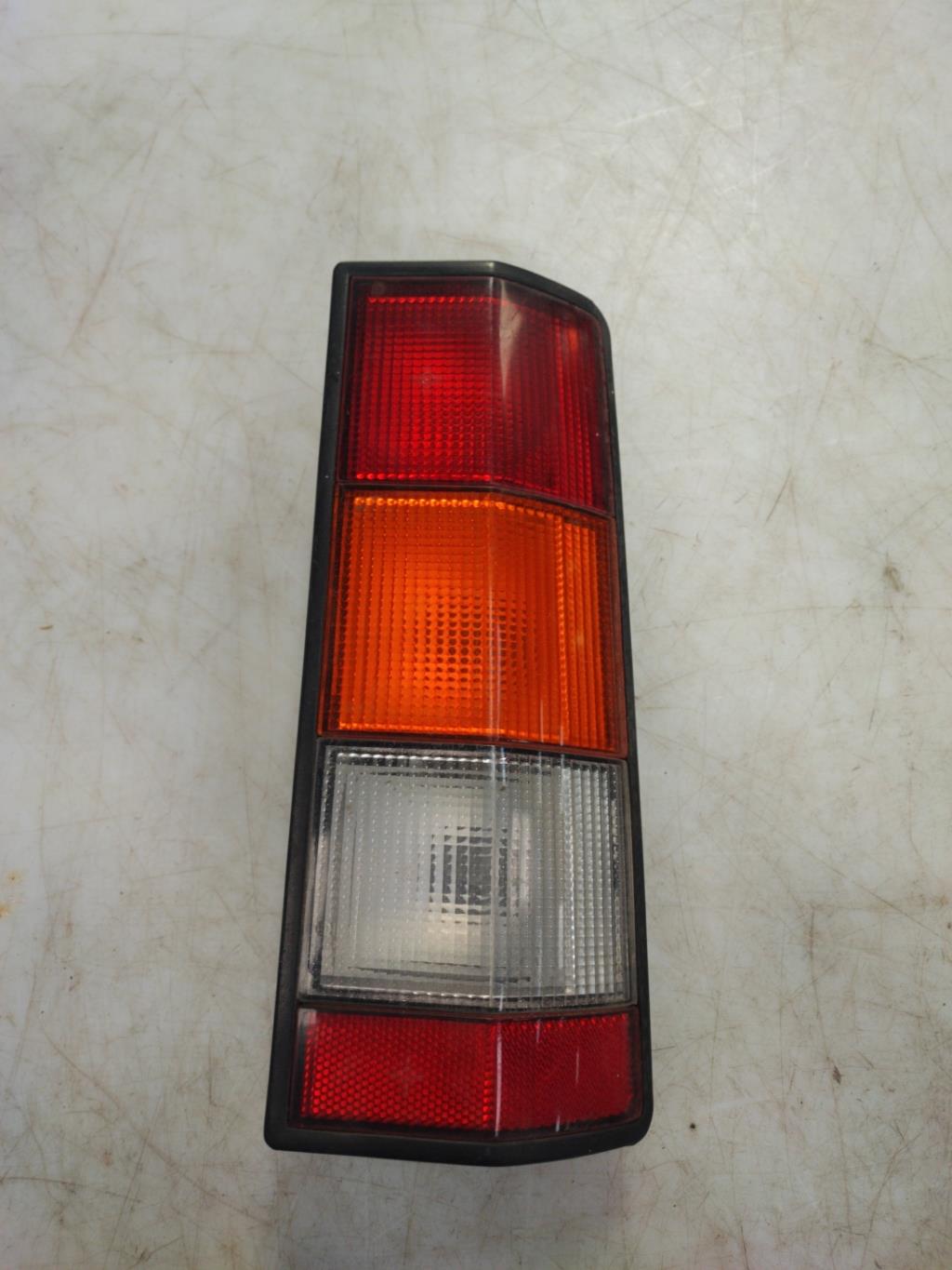 Fanale posteriore principale destro (luci) RENAULT EXPRESS PHASE 1 Gasolina - 1