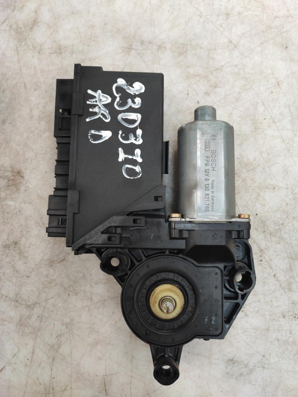 Motore alzacristalli posteriore destro AUDI A4 2 AVANT PHASE 1 BREAK Diésel - 1