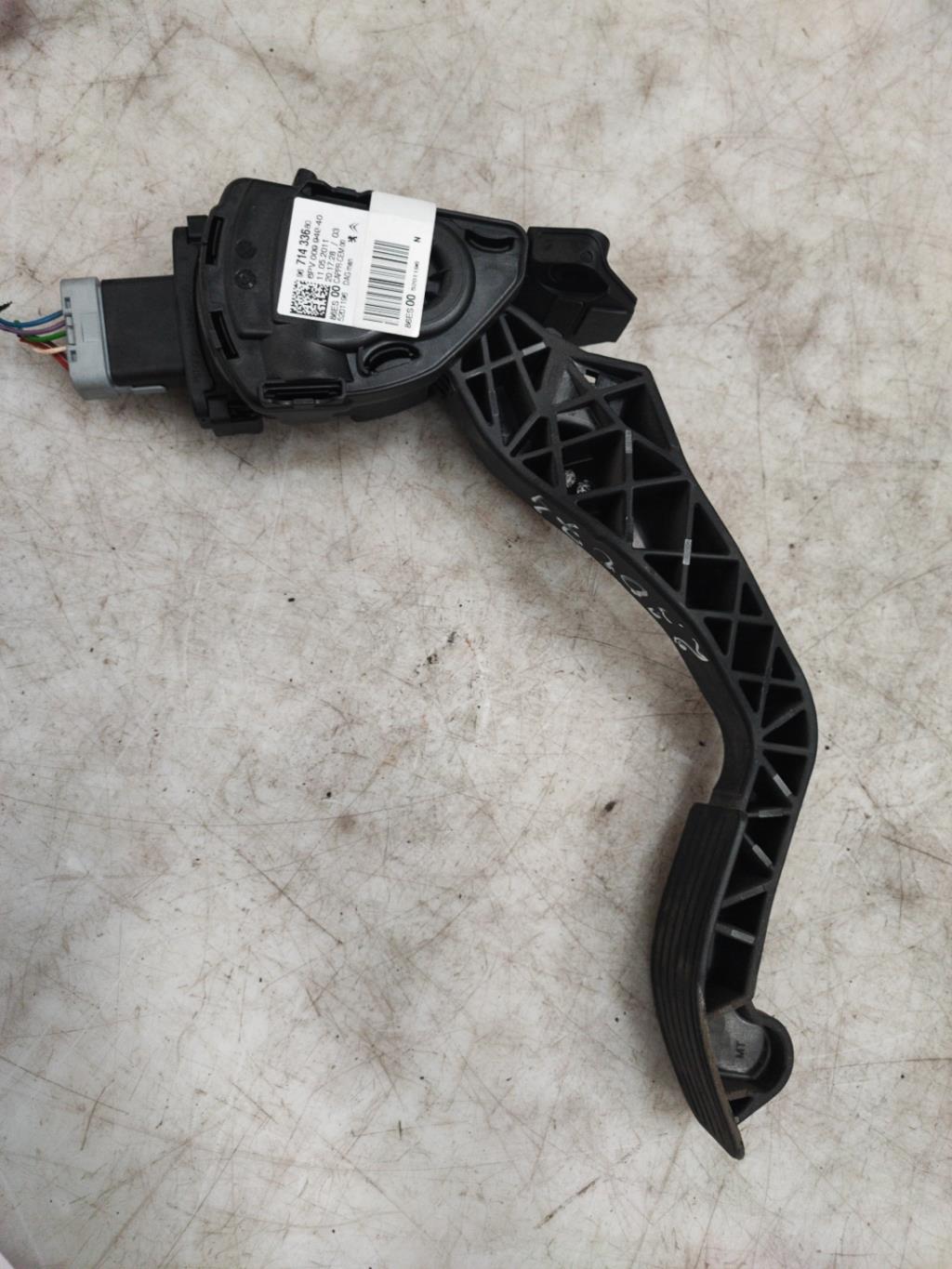 Pedale d'accelerateur CITROEN C3 2 PHASE 1 Essence - 1