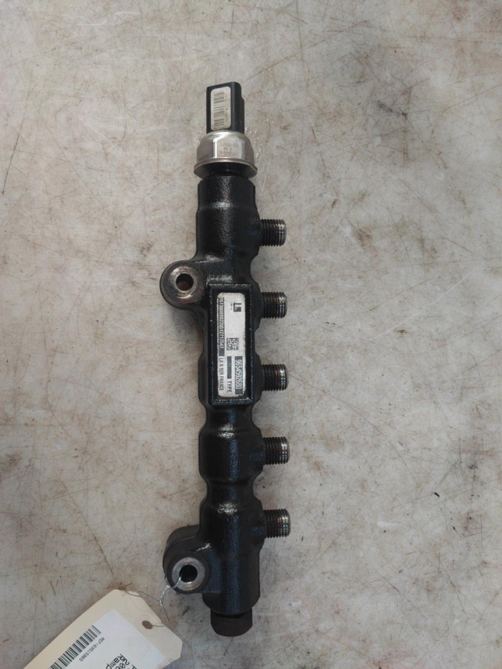 Rampe injection PEUGEOT 206 PHASE 1 Diesel - 1
