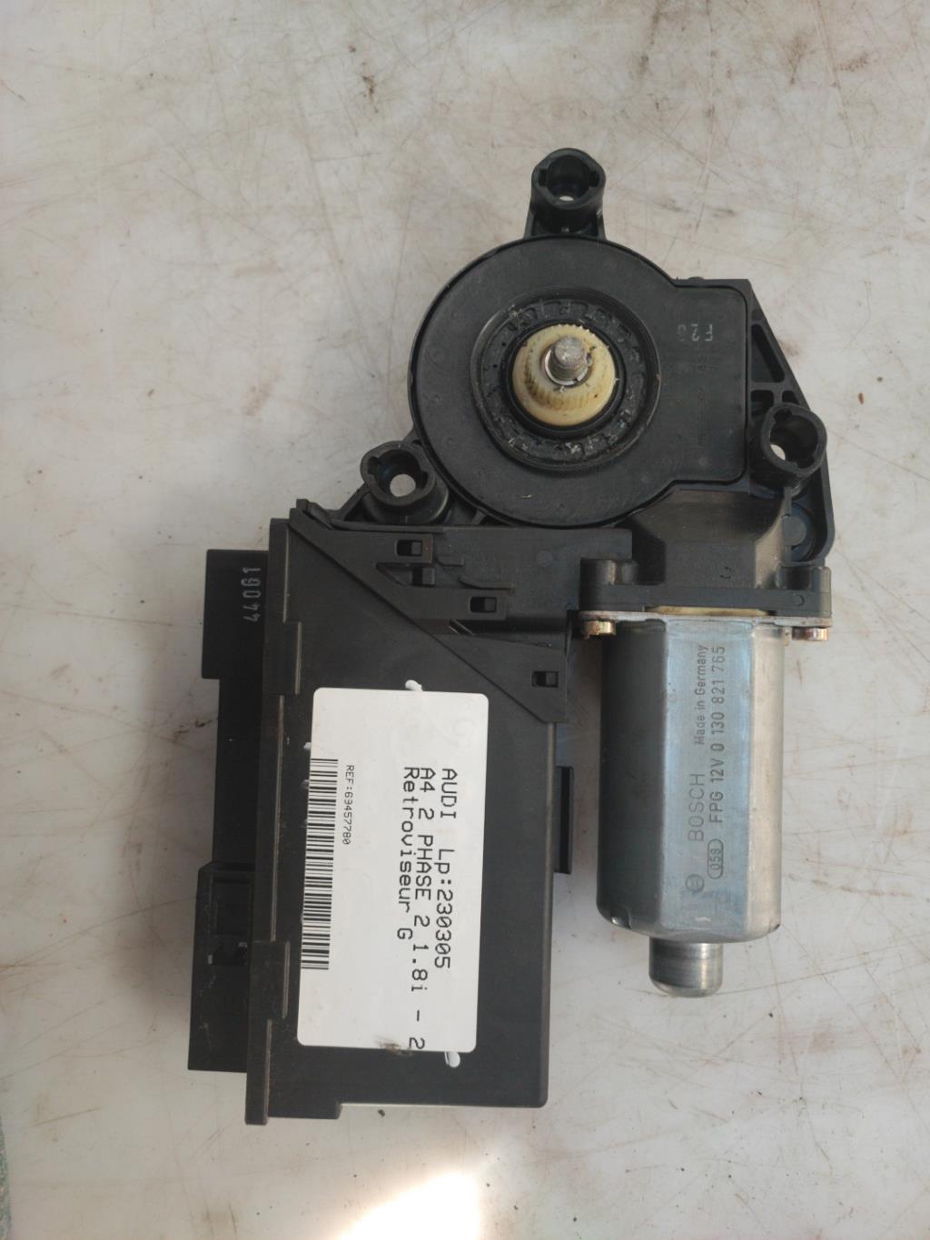 Retroviseur gauche AUDI A4 2 PHASE 2 Essence - 1
