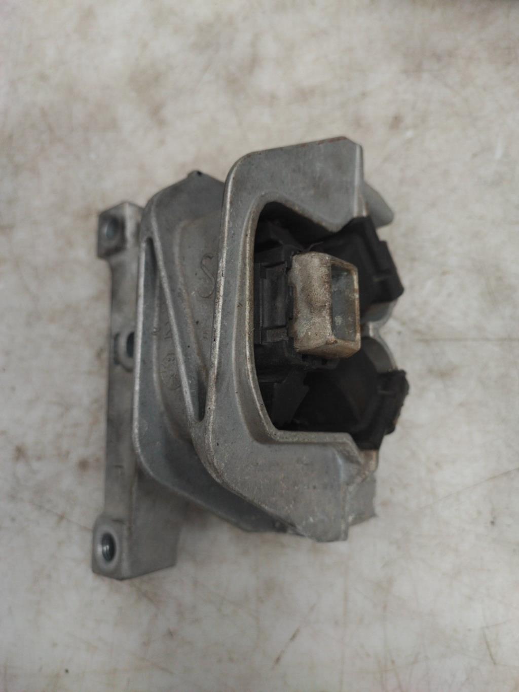 Support moteur droit CITROEN C3 2 PHASE 1 Essence - 1