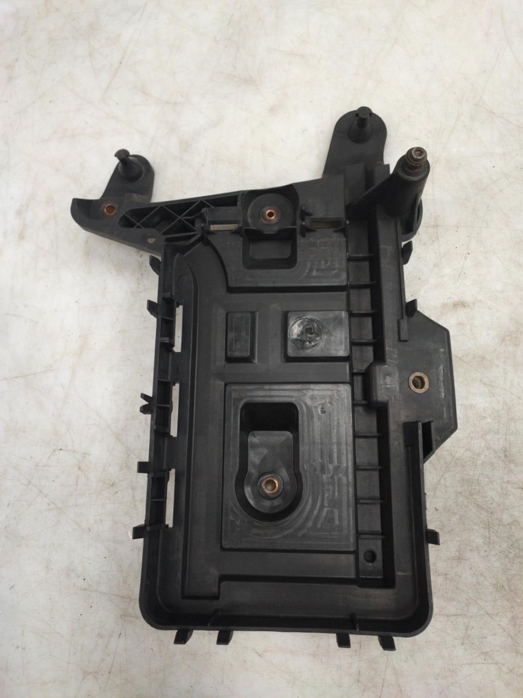 Contenitore batteria VOLKSWAGEN PASSAT 5 Diésel - 1