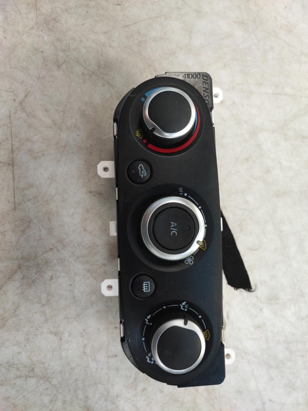 Commande chauffage RENAULT CLIO 4 PHASE 2 Diesel - 1