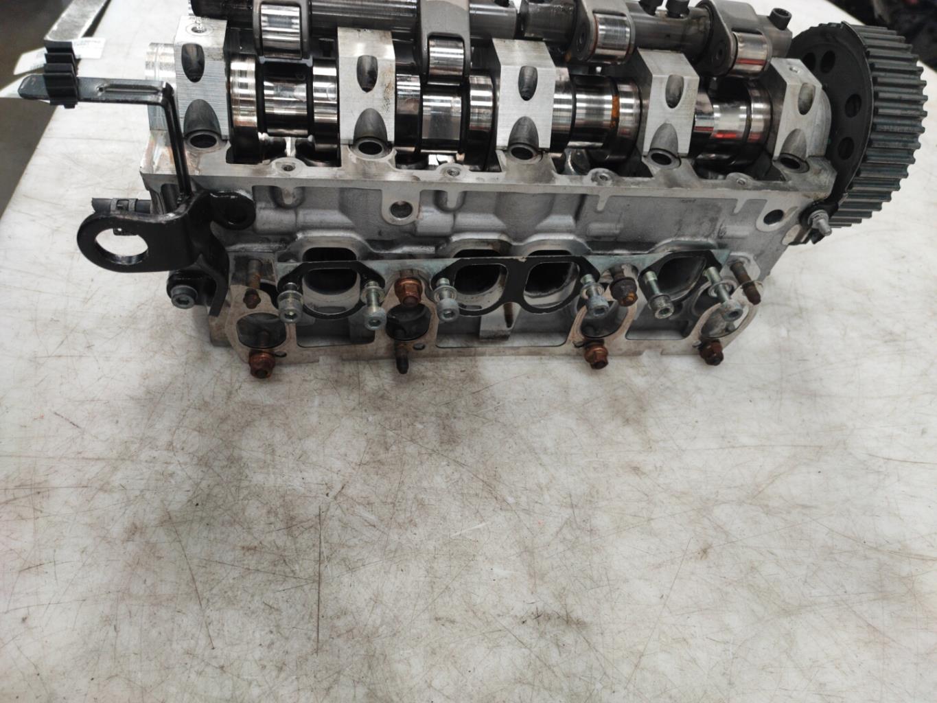 Culasse VOLKSWAGEN PASSAT 5 Diesel - 1