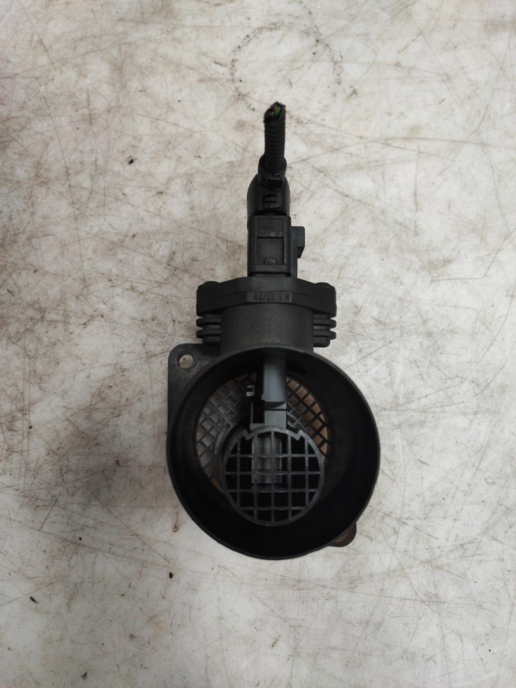 Debitmetre VOLKSWAGEN PASSAT 5 Diesel - 1