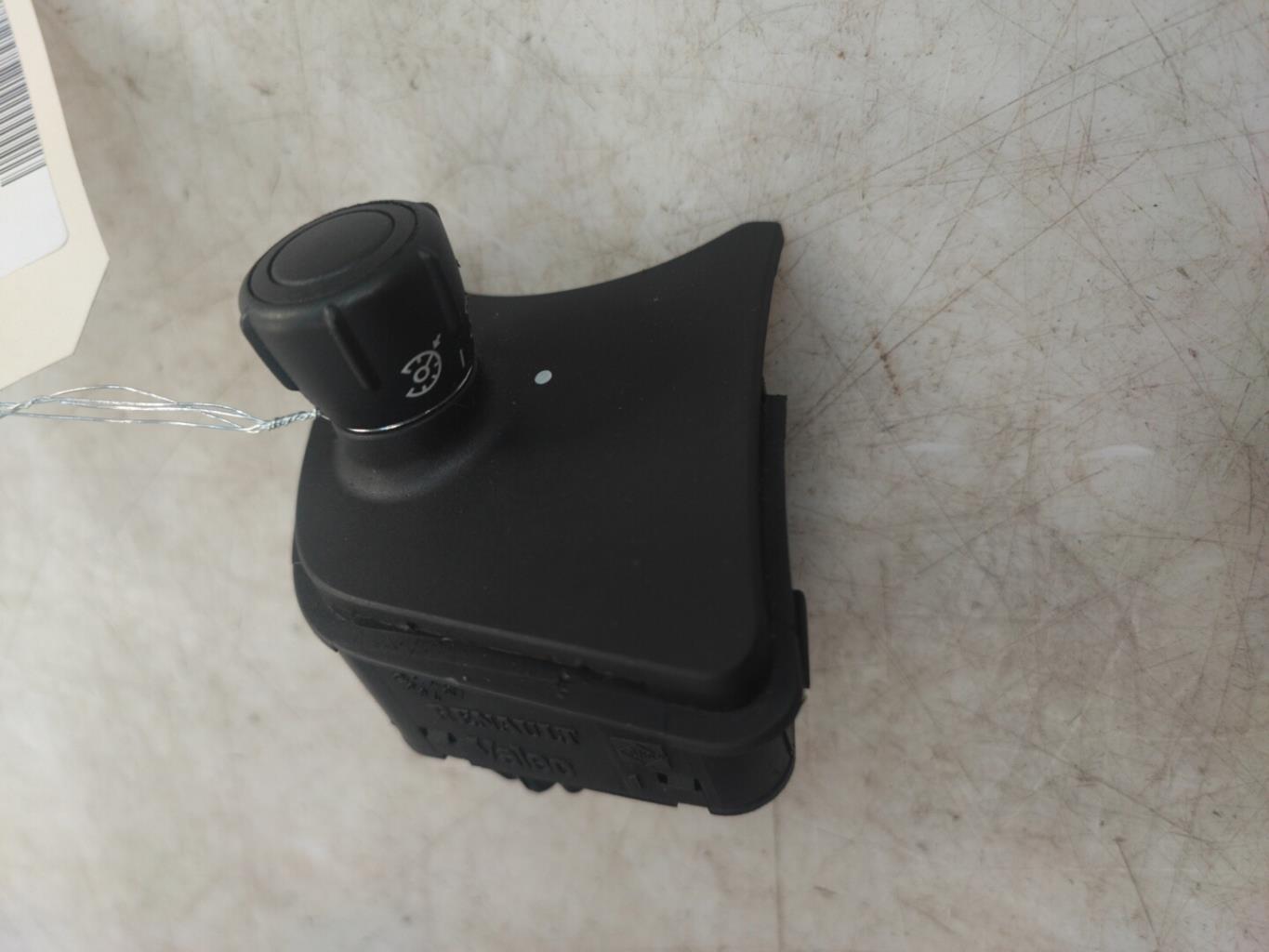 Commande regulateur vitesse RENAULT SCENIC 2 PHASE 2 Diesel - 1