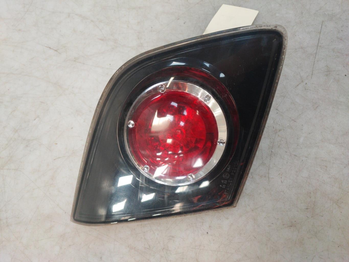 Feu arriere secondaire gauche (feux) MAZDA 3 1 PHASE 1 Essence - 1