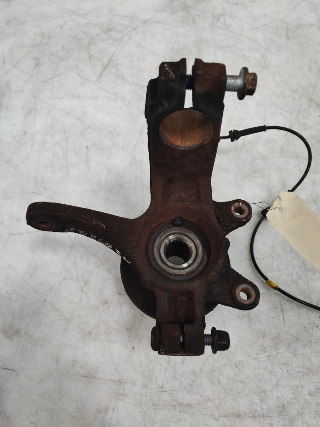 Mozzo anteriore sinistro FORD FIESTA 5 PHASE 2 Gasolina - 1