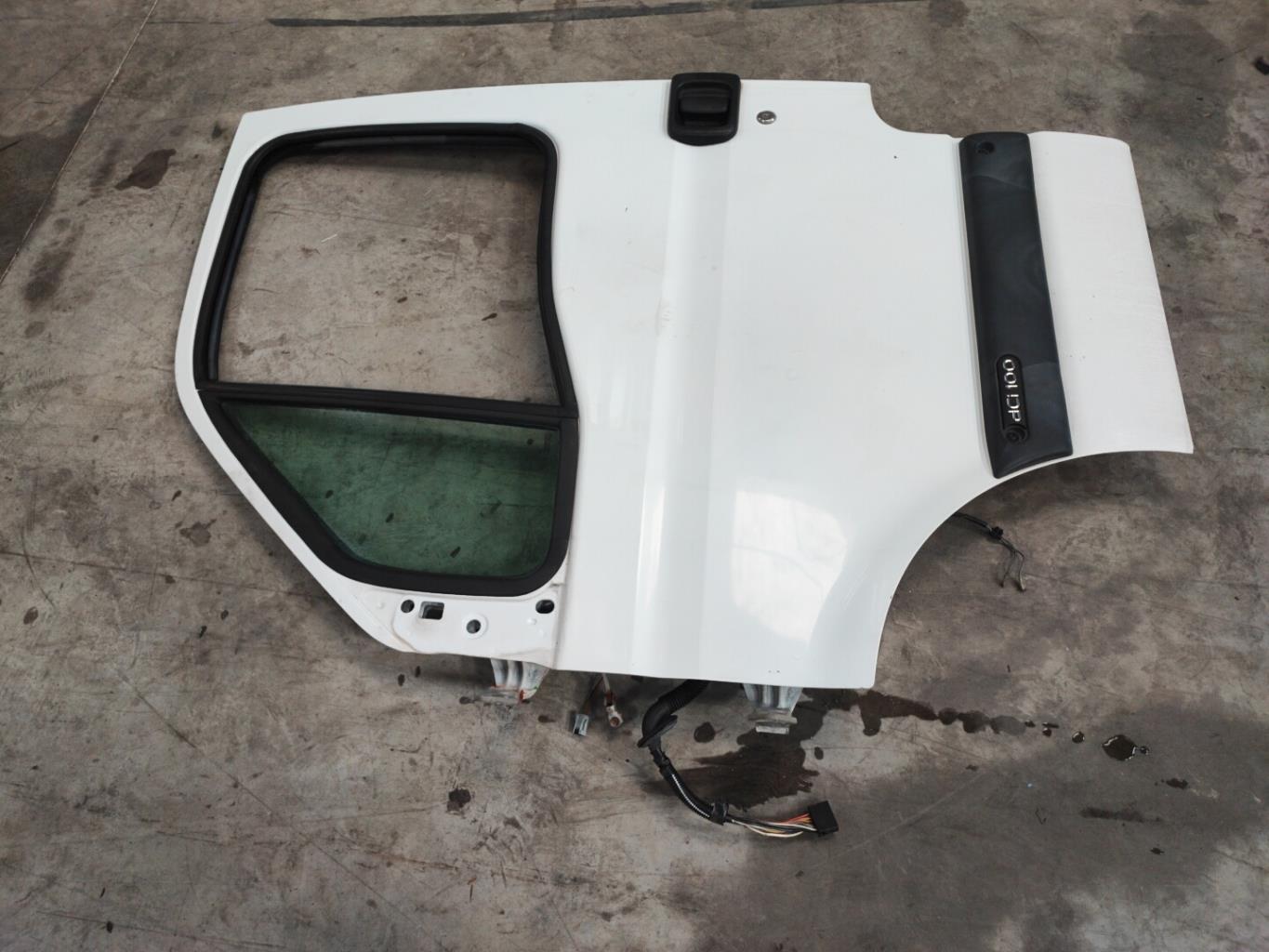 Porte avant gauche RENAULT MASTER 2 PHASE 2 Diesel - 1