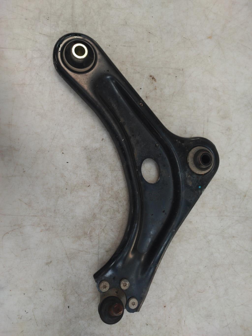 Triangle avant droit CITROEN DS3 PHASE 1 Diesel - 1