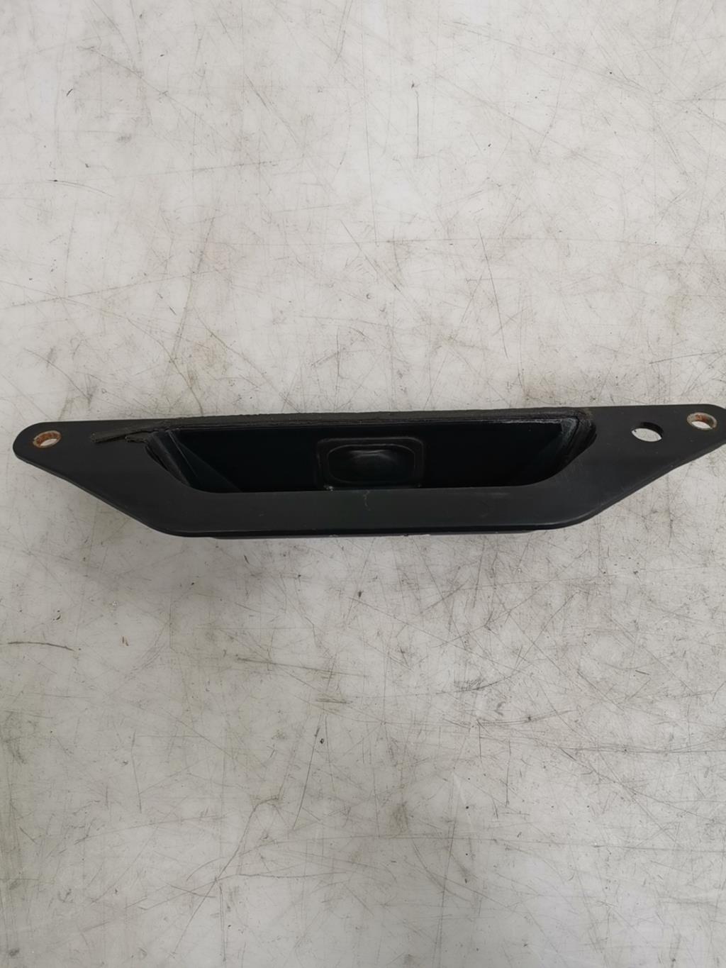 Bouton de coffre FORD KUGA 2 PHASE 1 Diesel - 1