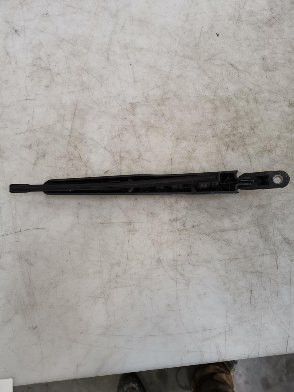 Braccio tergicristallo posteriore FORD KUGA 2 PHASE 1 Diésel - 1