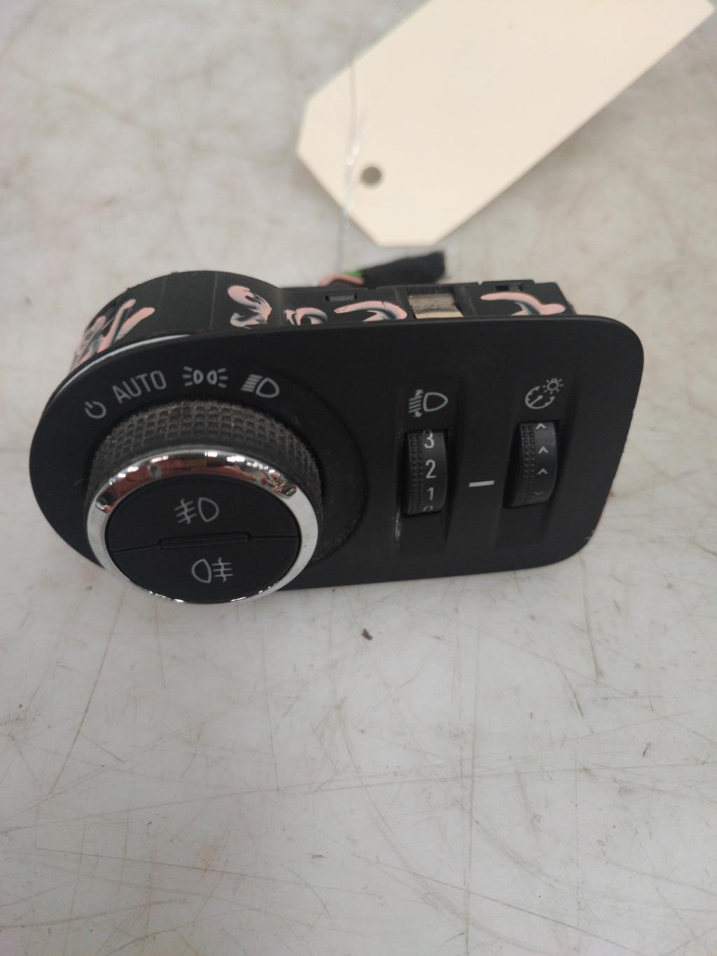 Commande de phare OPEL ZAFIRA TOURER C PHASE 1 Diesel - 1