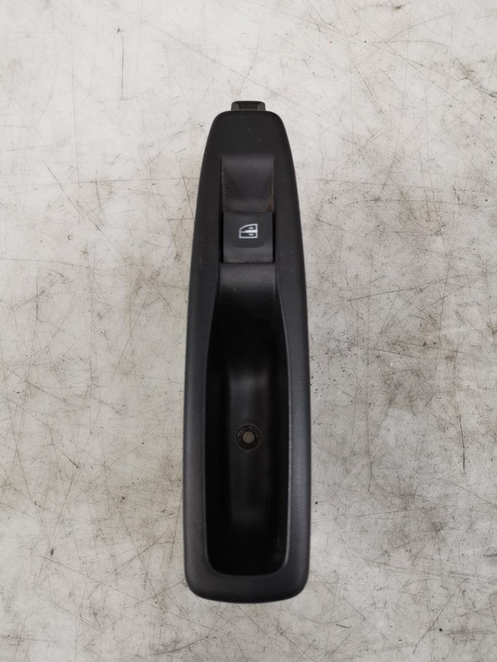 Interruttore lavacristalli posteriore sinistro RENAULT CAPTUR 1 PHASE 1 Diésel - 1