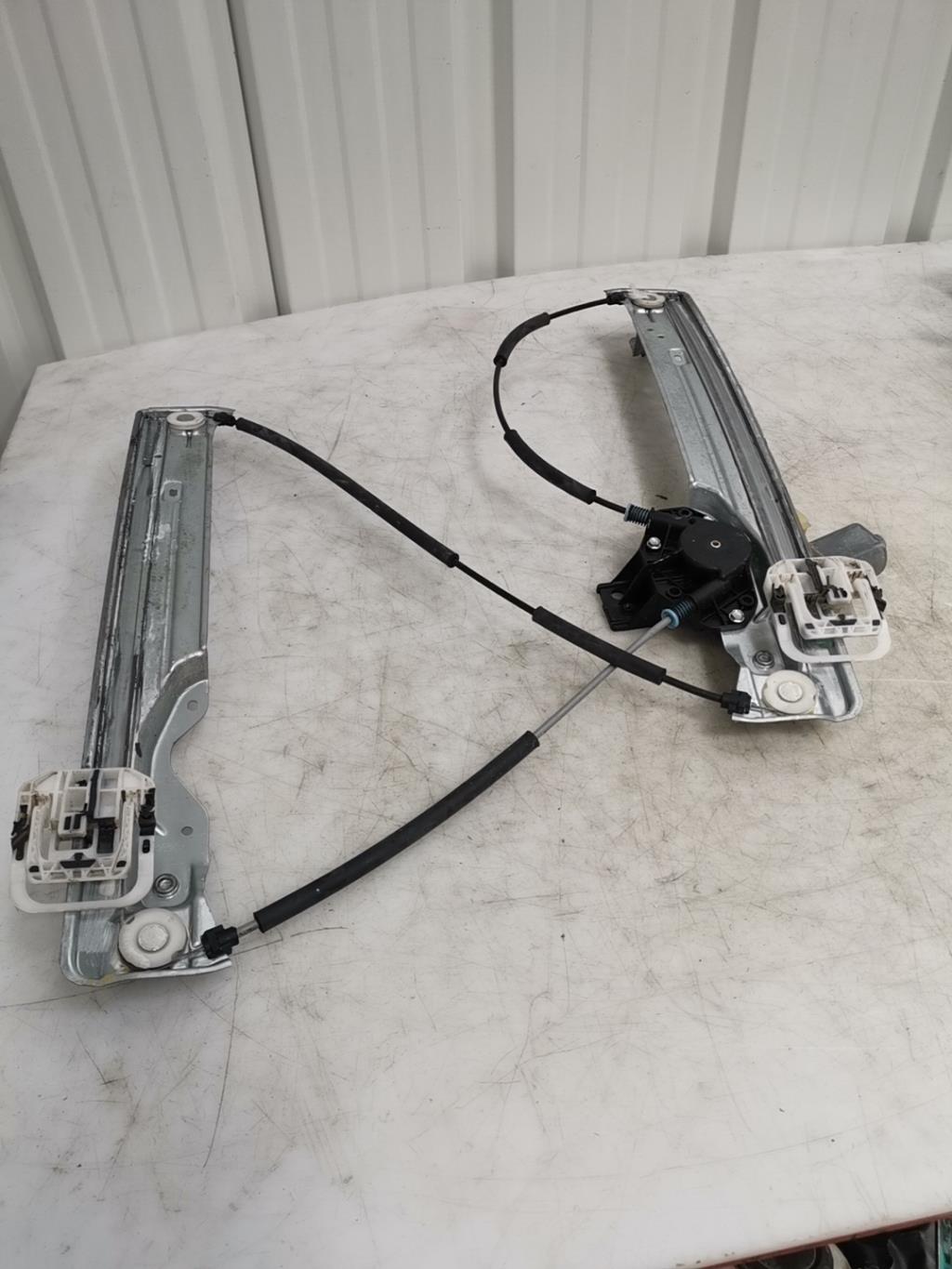 Alzacristalli elettrico anteriore sinistro FORD KUGA 2 PHASE 1 Diésel - 1