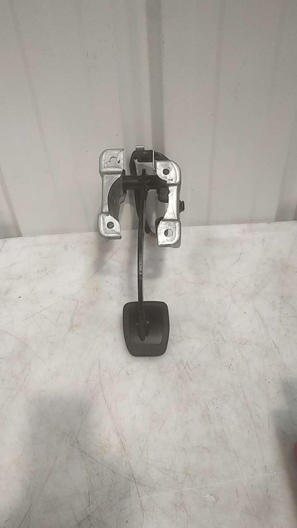 Pedale de frein RENAULT TRAFIC 2 PHASE 2 Diesel - 1