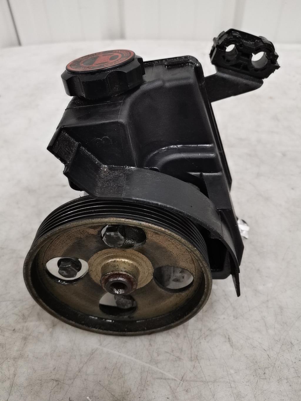 Pompe de direction PEUGEOT 206 PHASE 2 Diesel - 1