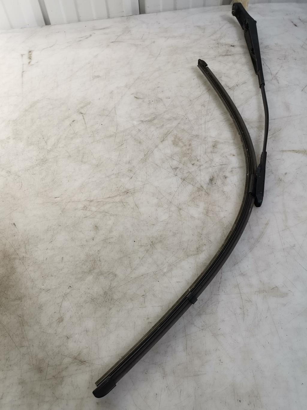 Braccio tergicristallo anteriore destro OPEL ZAFIRA B PHASE 1 Diésel - 1