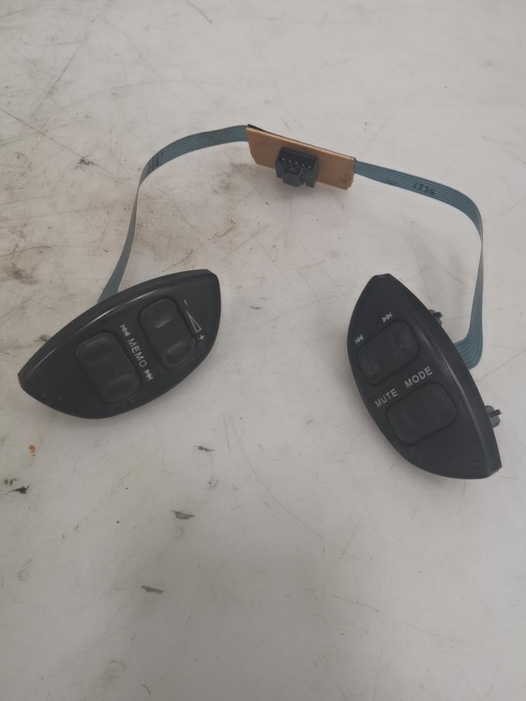 Commande autoradio CITROEN XSARA PICASSO PHASE 1 Diesel - 1