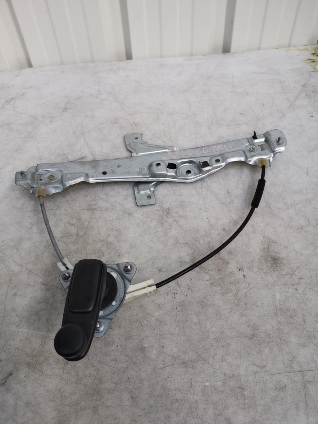Alzacristalli manuale posteriore sinistro CITROEN C3 3 PHASE 1 Gasolina - 1