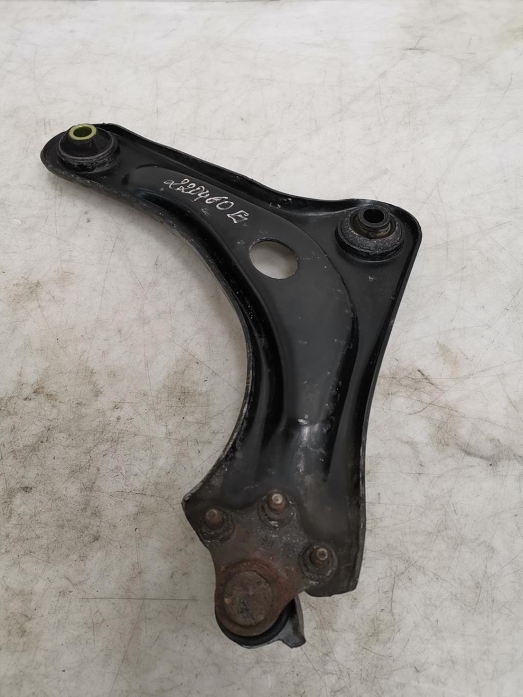 Triangle avant gauche CITROEN C3 3 PHASE 1 Essence - 1