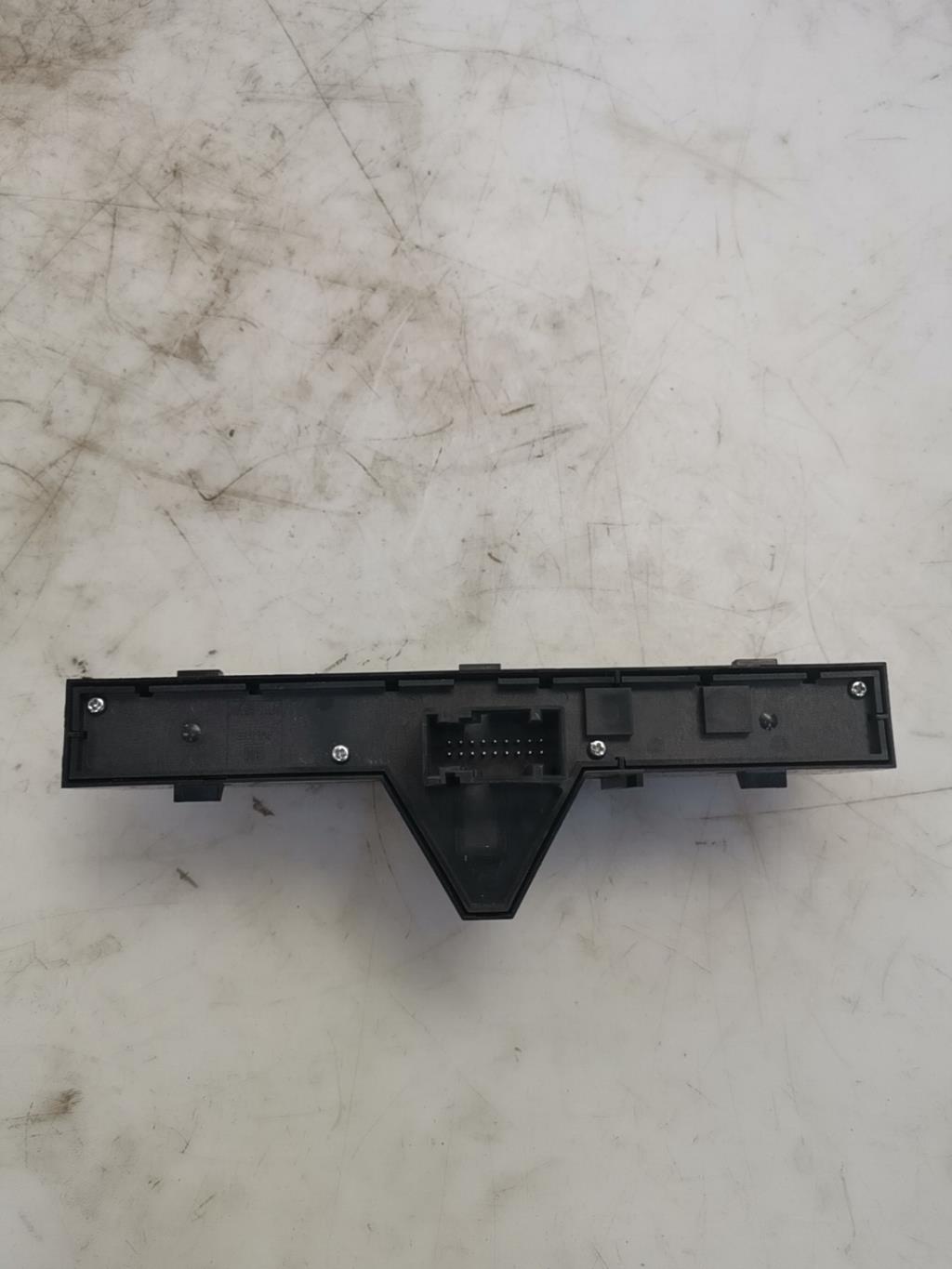 Bouton de warning OPEL CORSA D PHASE 2 Diesel - 1