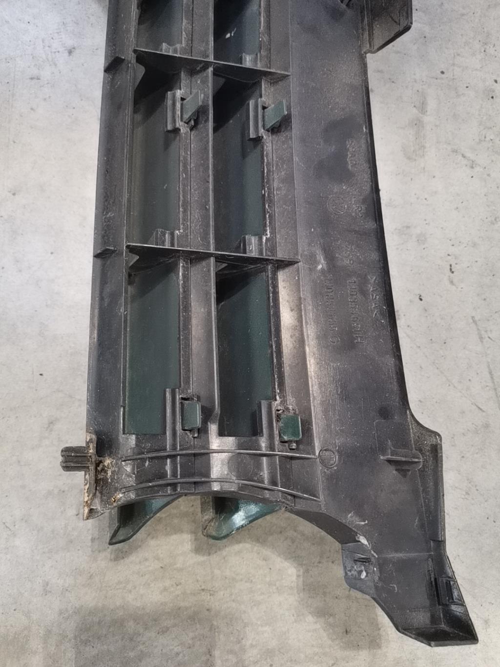 Calandre VOLKSWAGEN GOLF 4  - 1