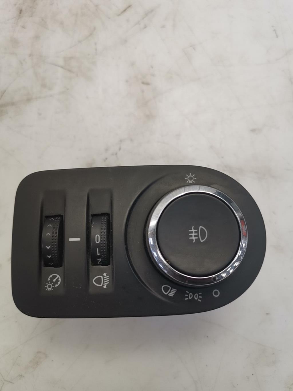 Commande de phare OPEL CORSA D PHASE 2 Diesel - 1