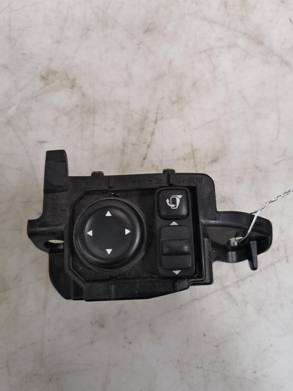 Commande retroviseurs NISSAN QASHQAI 2 PHASE 1 Essence - 1