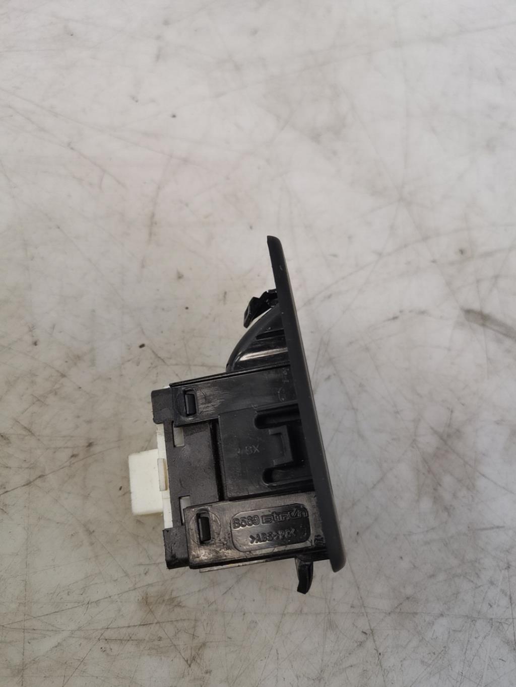 Interruttore lavacristalli posteriore destro JEEP COMPASS 2 PHASE 1 Diésel - 1
