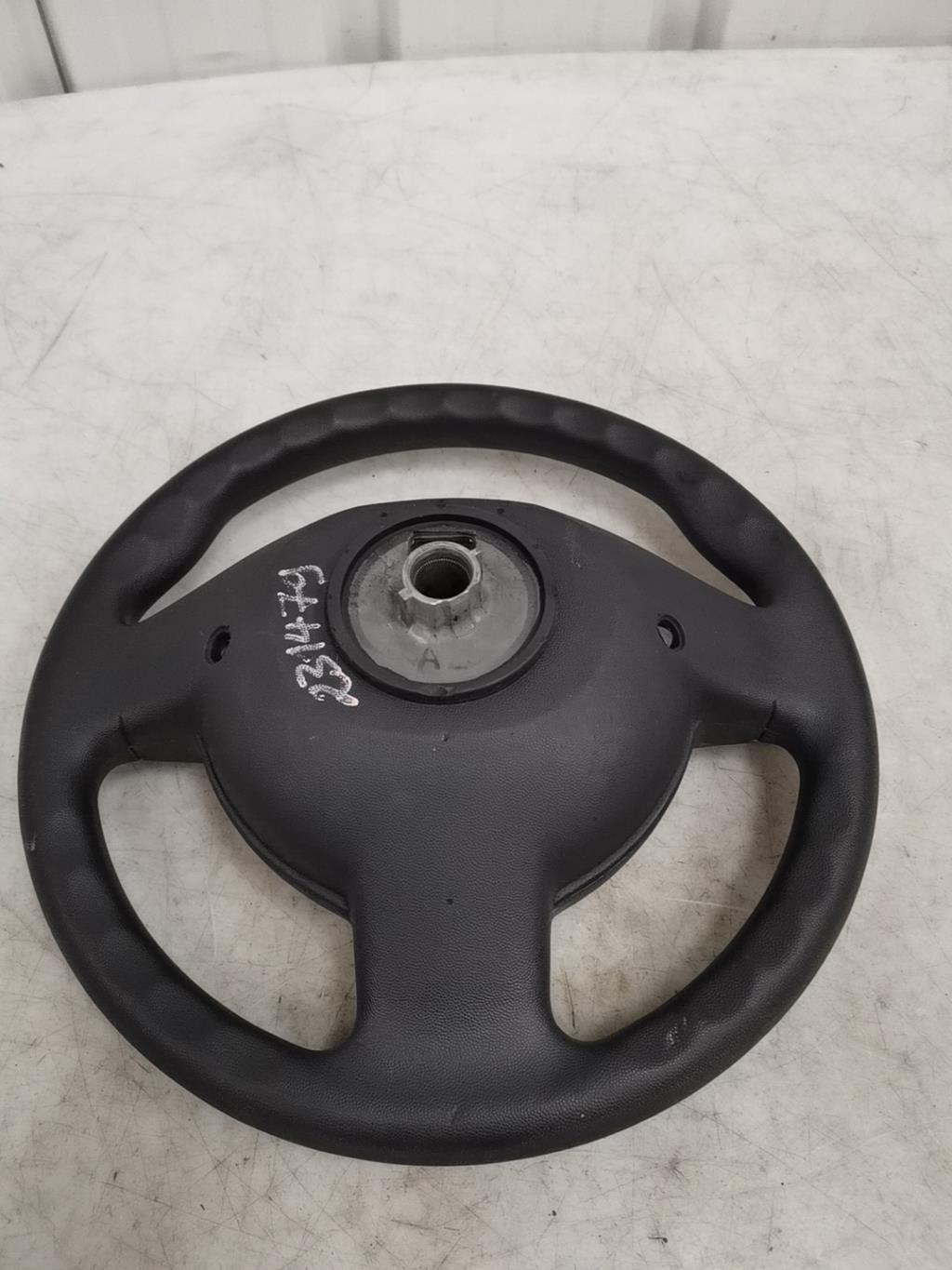 Volant OPEL CORSA C PHASE 1 Essence - 1