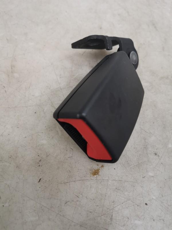 Aggancio cintura sicurezza posteriore destro OPEL ASTRA J PHASE 2 Diésel - 1