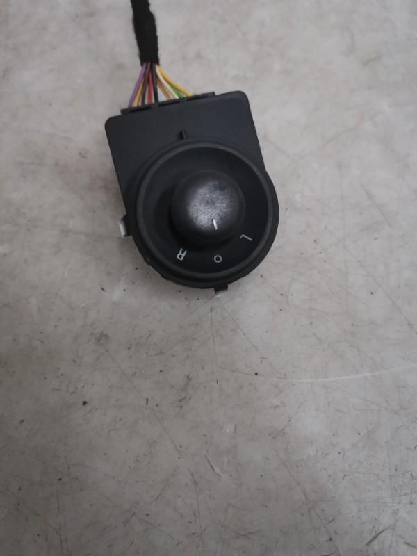 Commande retroviseurs OPEL ASTRA J PHASE 2 Diesel - 1