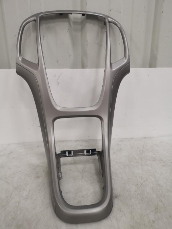 Facade autoradio OPEL ASTRA J PHASE 2 Diesel - 1