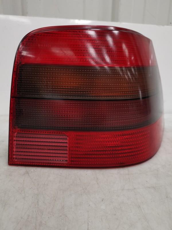 Fanale posteriore principale destro (luci) VOLKSWAGEN GOLF 4 Gasolina - 1
