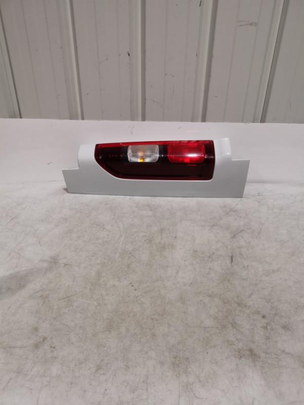 Fanale posteriore principale sinistro (luci) FIAT TALENTO Diésel - 1