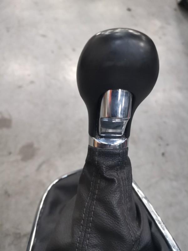 Levier de vitesses OPEL ASTRA J PHASE 2 Diesel - 1