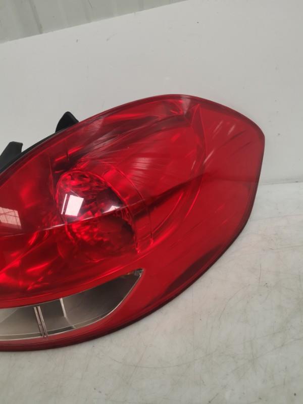 Fanale posteriore principale destro (luci) RENAULT CLIO 3 PHASE 1 BREAK Diésel - 1