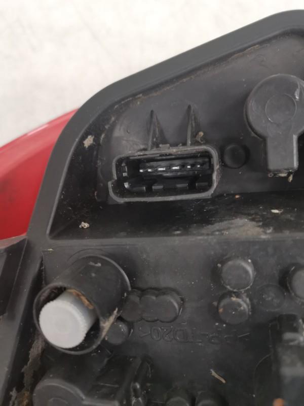 Fanale posteriore principale sinistro (luci) RENAULT CLIO 3 PHASE 1 Diésel - 1